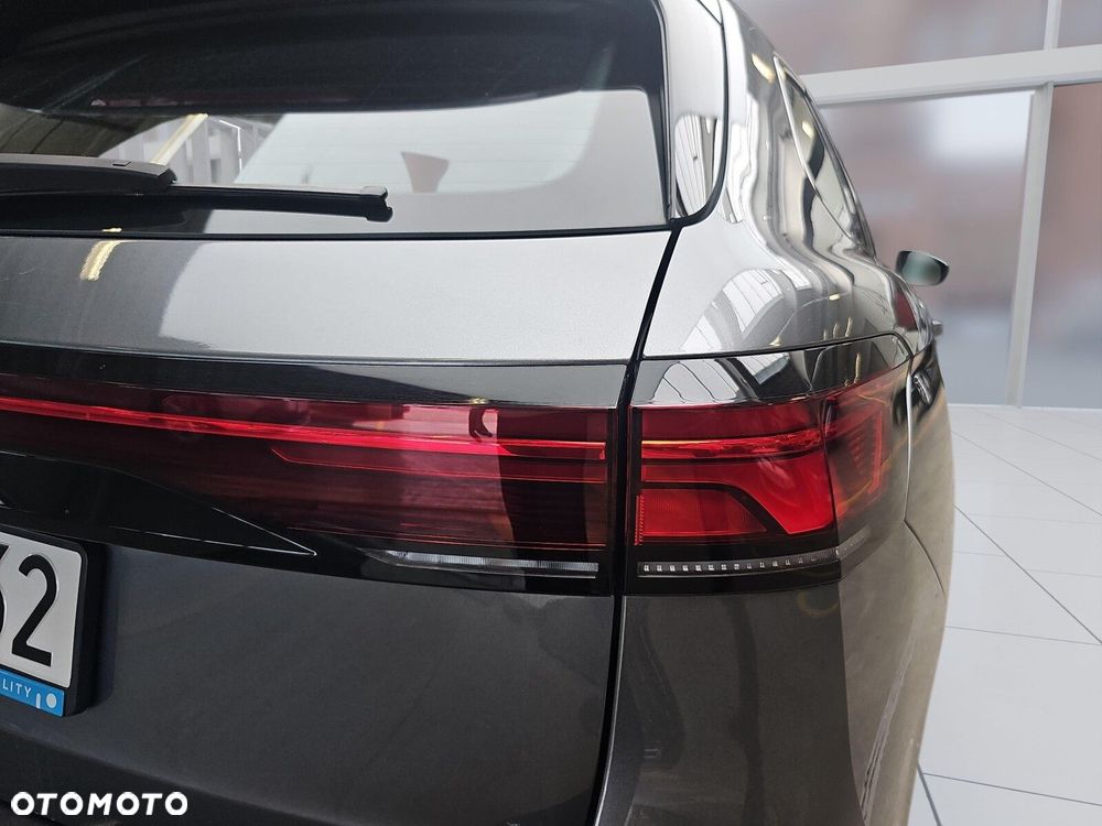 Volkswagen Passat - 33