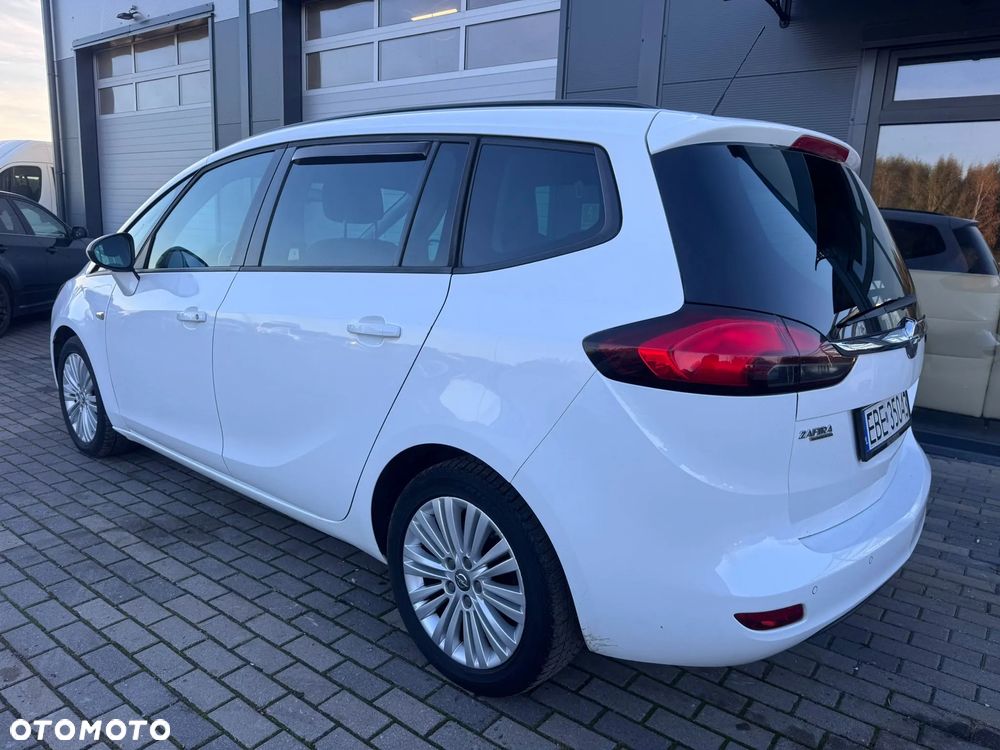 Opel Zafira 1.4 Turbo (ecoFLEX) Start/Stop Innovation - 25