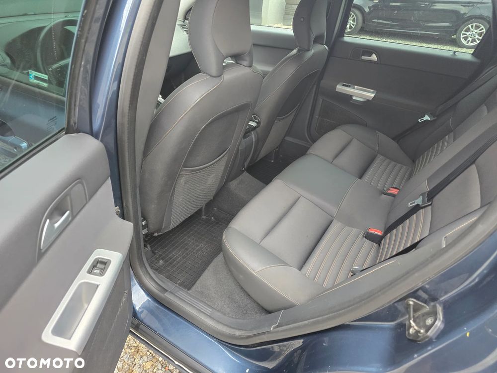 Volvo V50 1.8 Momentum - 10