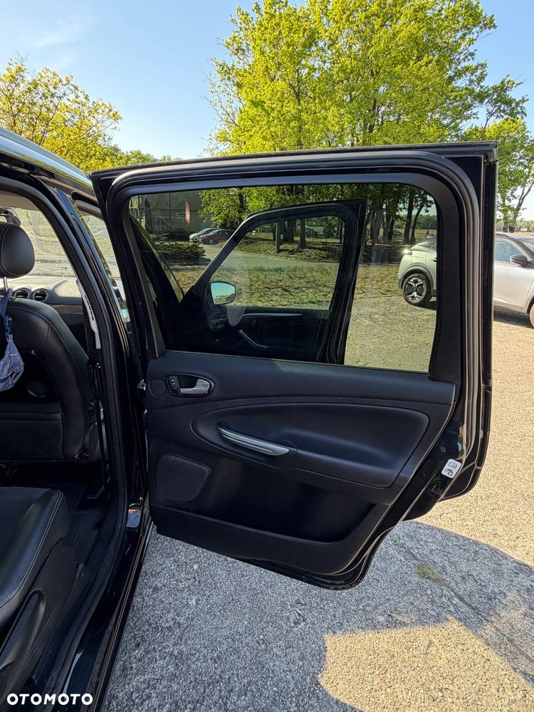 Ford Galaxy 2.0 EcoBoost Titanium - 16