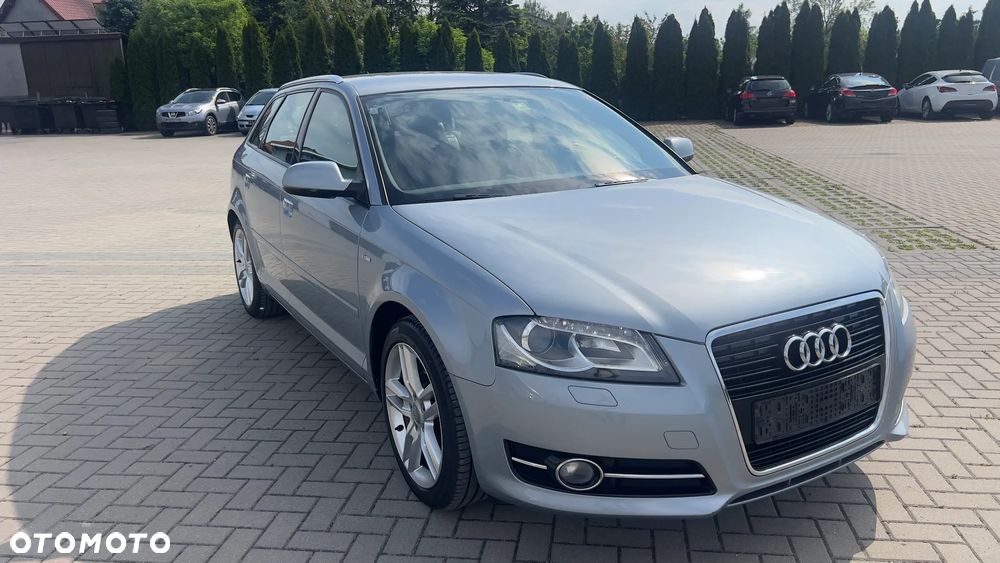 Audi A3 Sportback - 2