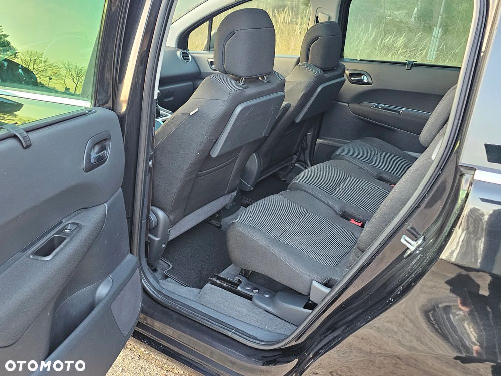 Peugeot 5008 - 14