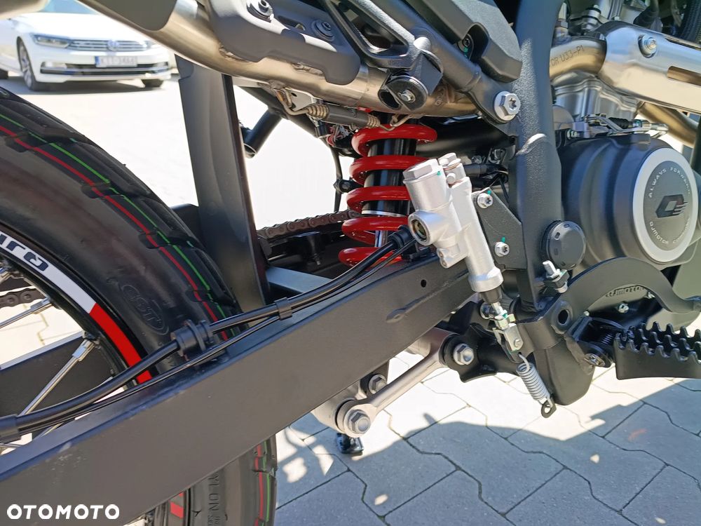 QJMOTOR SRT 125DX - 14