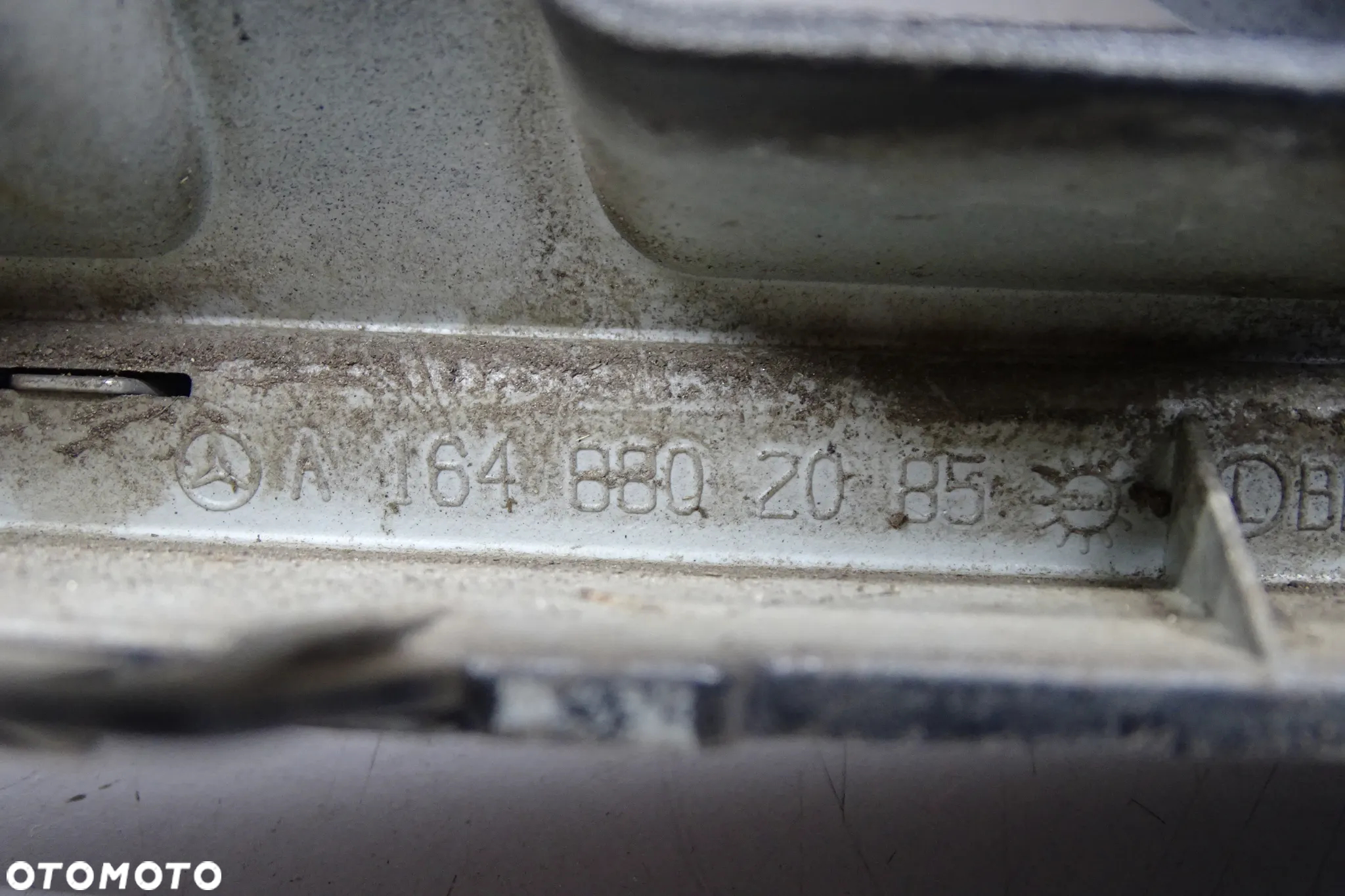 Mercedes ML W164 LIFT Grill Atrapa chłodnicy A1648880923 - 10