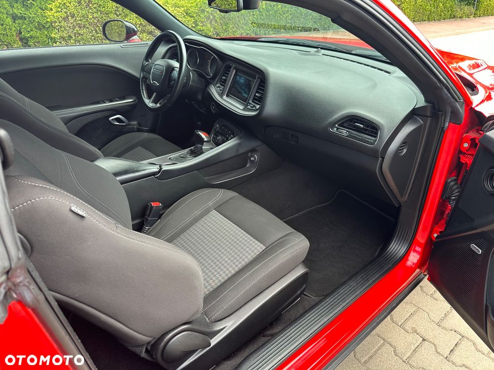 Dodge Challenger 3.6 SXT Plus - 20