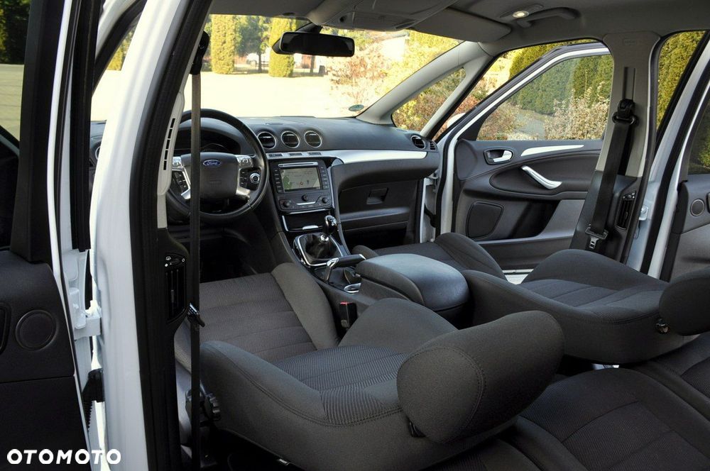 Ford S-Max - 27