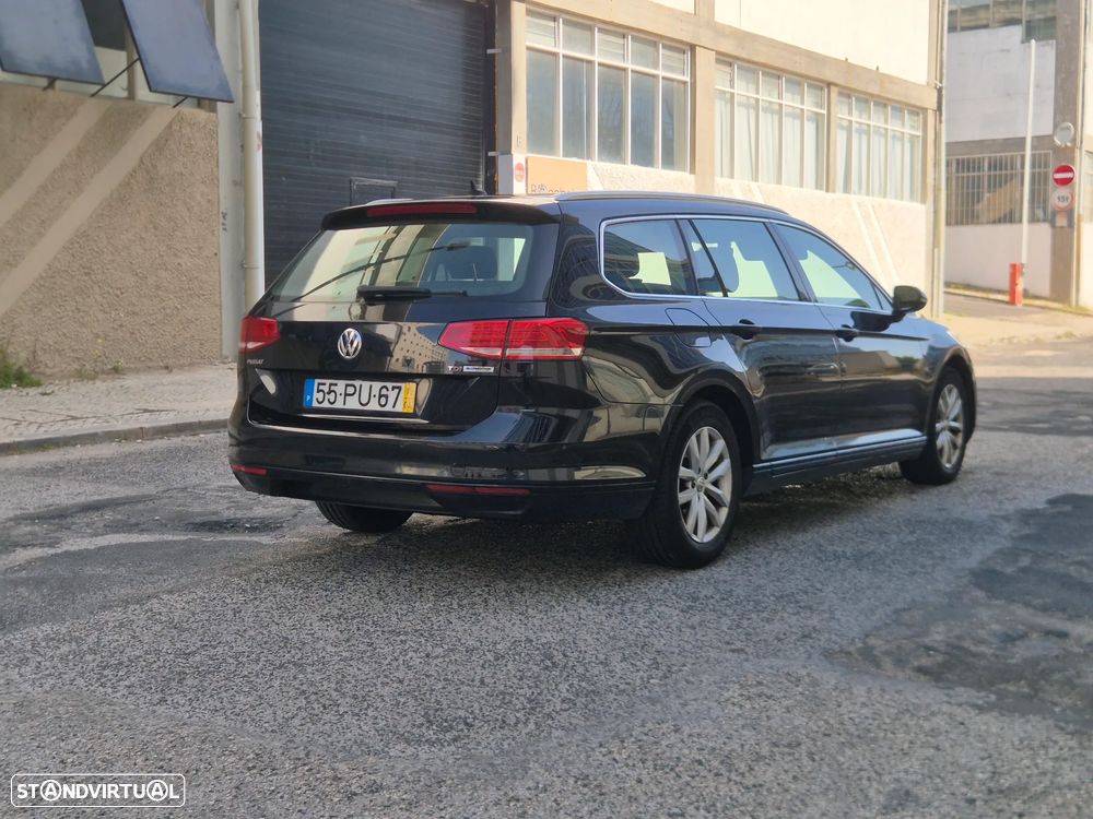 VW Passat Variant 1.6 TDI Confortline DSG - 5