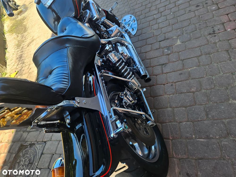 Harley-Davidson Dyna Wide Glide - 23