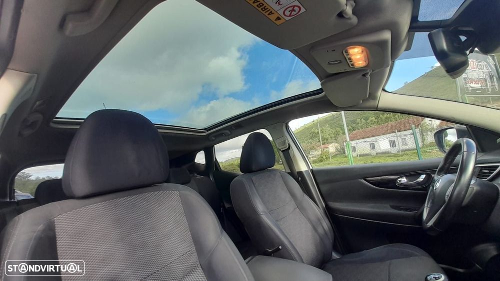 Nissan Qashqai 1.6 dCi N-Connecta - 15