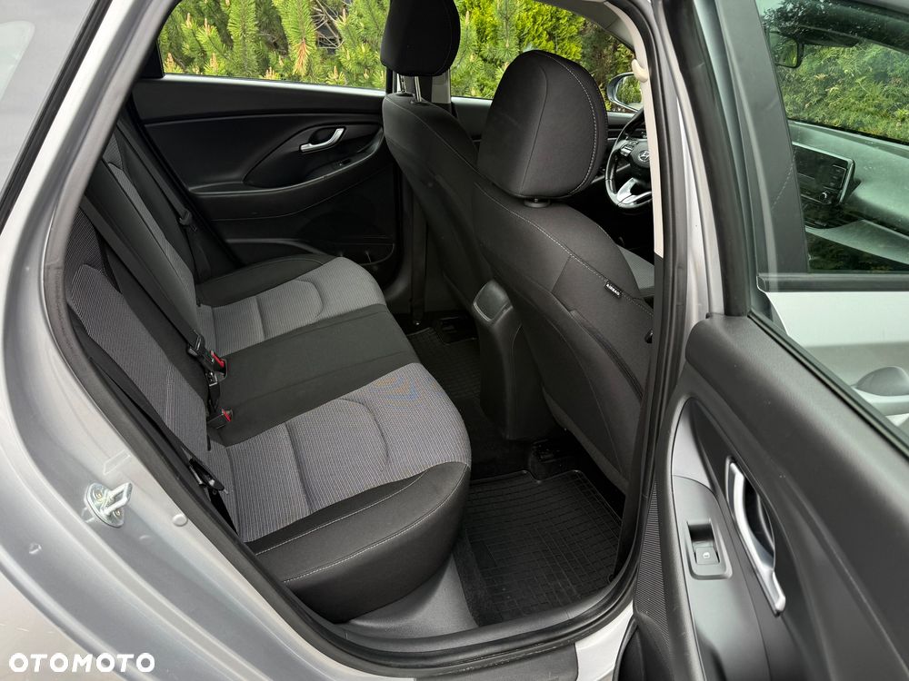 Hyundai i30 1.5 DPI Comfort - 12