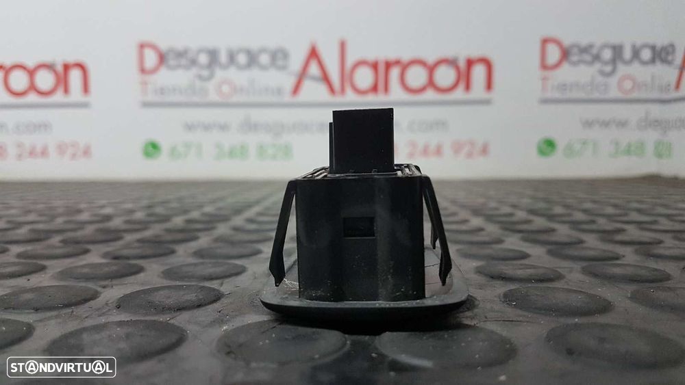 COMANDO DO ELEVADOR TRASEIRO DIREITO CITROEN C3 PICASSO COLLECTION - 4