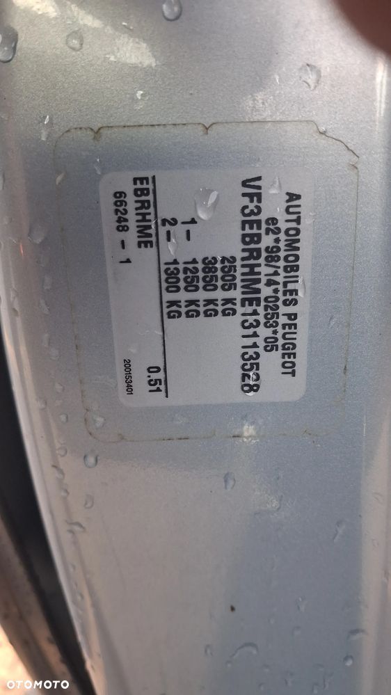 Na części Peugeot 807 silnik 2.0 HDI 107 KM RHM (DW10ATED4) lakier EYL skrzynia maska zderzak drzwi klapa szyba fotel kanapa lusterko lampa deska GWARANCJA !!! Przód Tył Zestaw Komplet Drzwi Klapa Zderzak Błotnik Maska Grill Atrapa Szyba Pas Lampa Lusterko Boczki Fotel Kanapa Kokpit Deska Rozdzielcza Przełącznik Włącznik Sterownik Przewody Wiązka Instalacja Moduł Komputer Czujnik Listwa Pompa Alternator Wtryski Głowica Rozrusznik Kompresor Sprzęgło Dwumas Silnik  Skrzynia ABS Klimatyzacji Paliwa Wspomagania Kolektor Turbina Przepustnica Zawór Chłodnica Koło Hak Belka Sanki Zawieszenie Mcpherson Półoś Amortyzator Wydech Tłumik Zacisk Most - 17