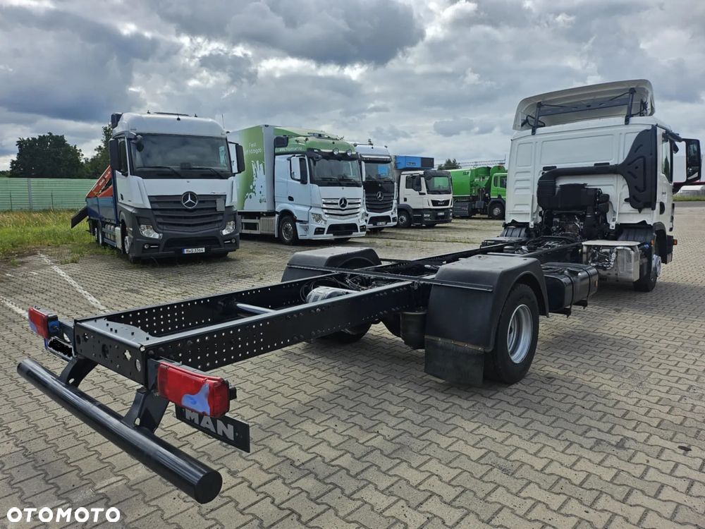 MAN TGL 3 8.250 - 4