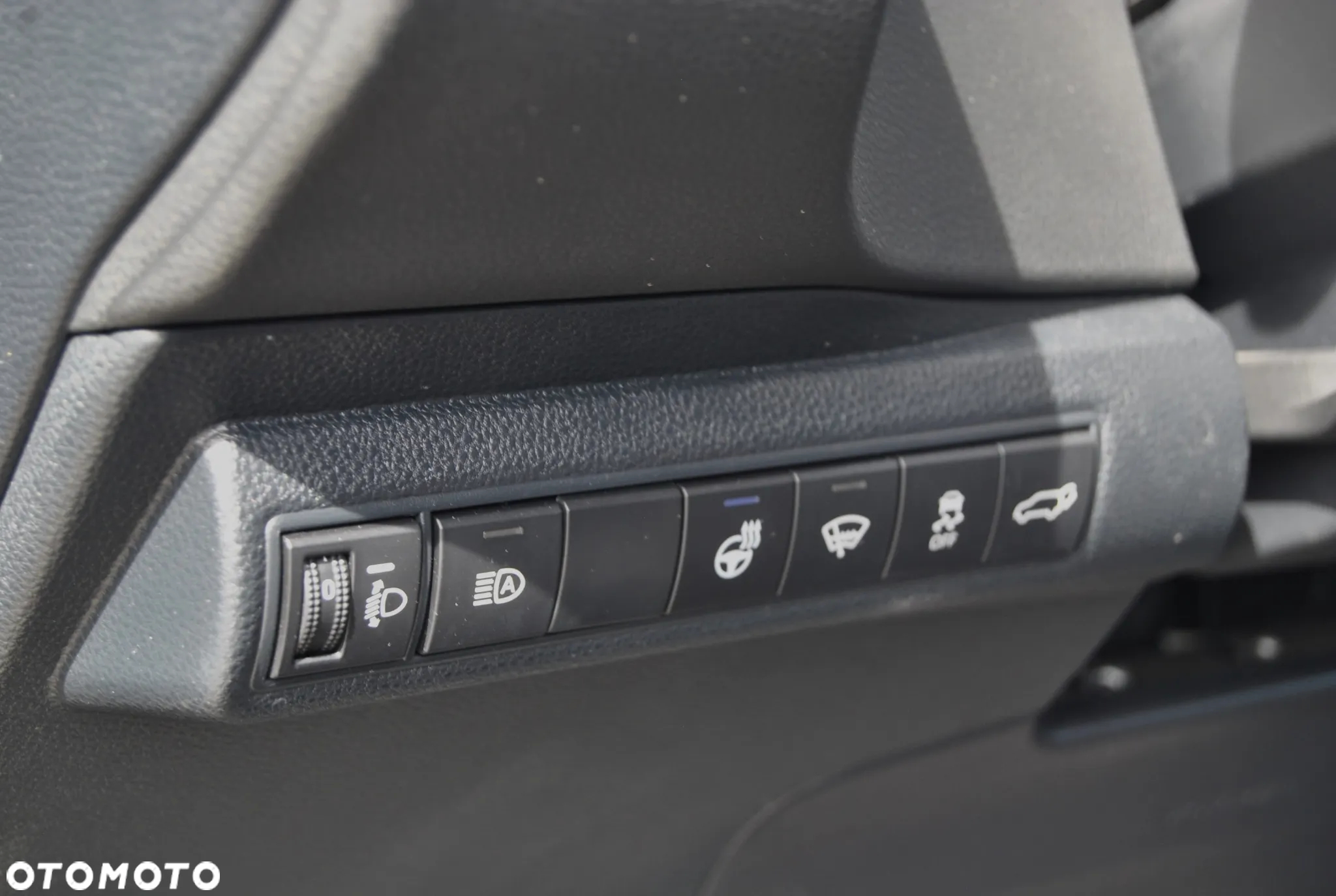 Toyota Corolla 2.0 Hybrid Touring Sports Business Edition - 15