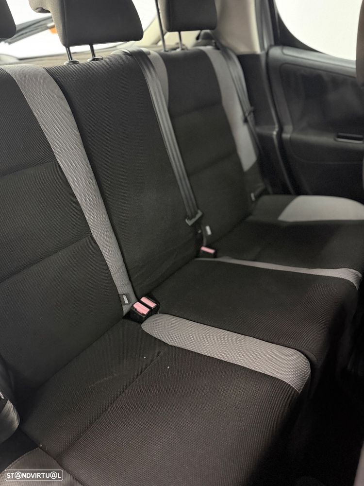 Peugeot 207 1.4 16V Trendy - 18