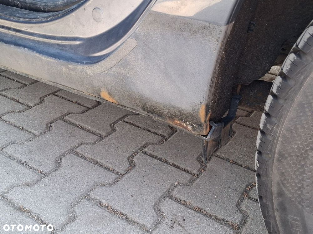 Toyota Corolla Verso - 13