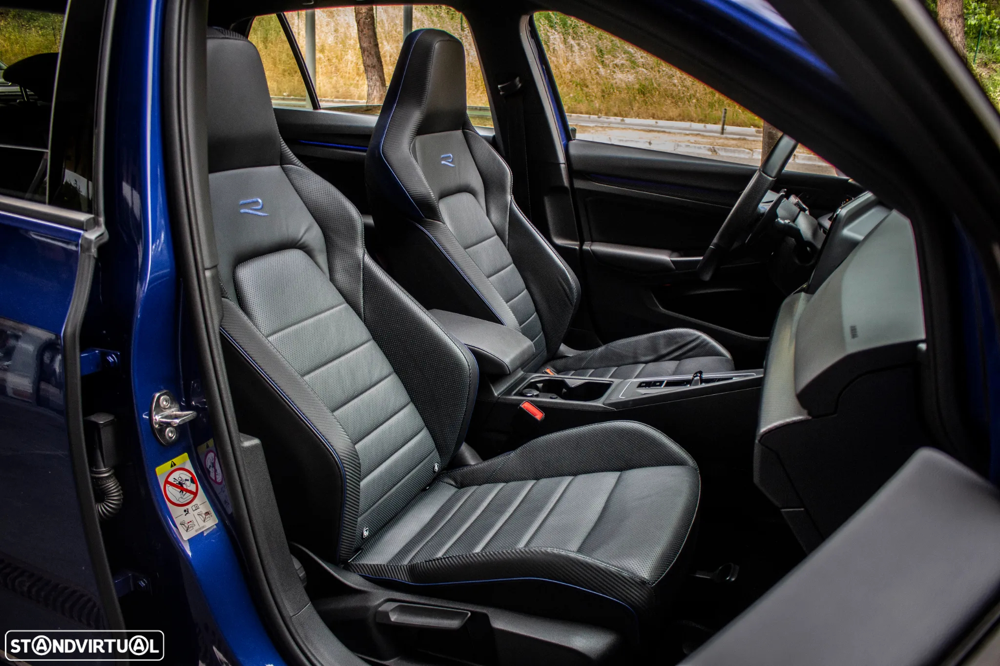 VW Golf 2.0 TSI R DSG - 30