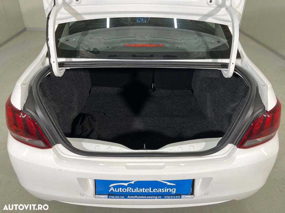 Peugeot 301 1.5 BlueHDI FAP Allure - 13