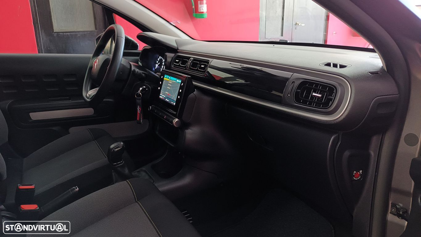 Citroën C3 1.2 PureTech Graphic - 48