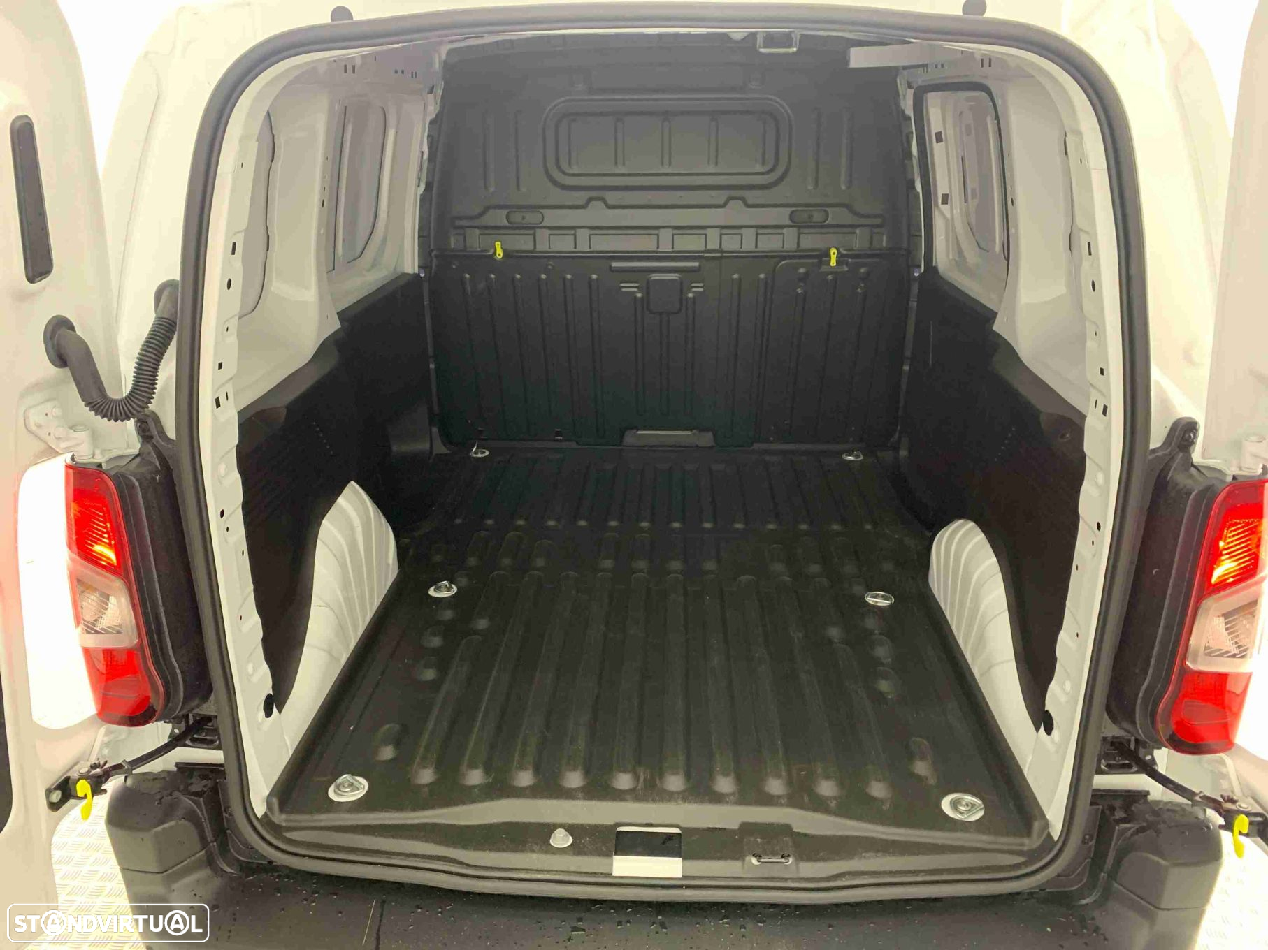 Peugeot Partner 1.5 BlueHDi Standard - 13
