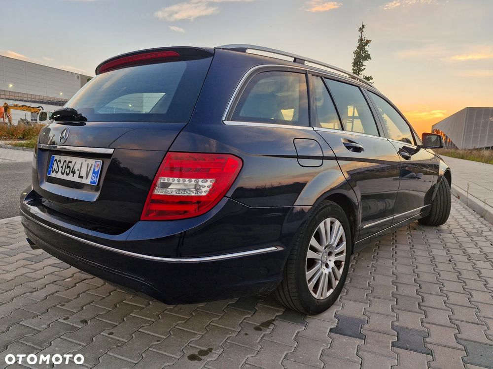 Mercedes-Benz Klasa C - 25