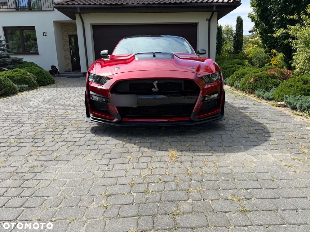 Ford Mustang - 4
