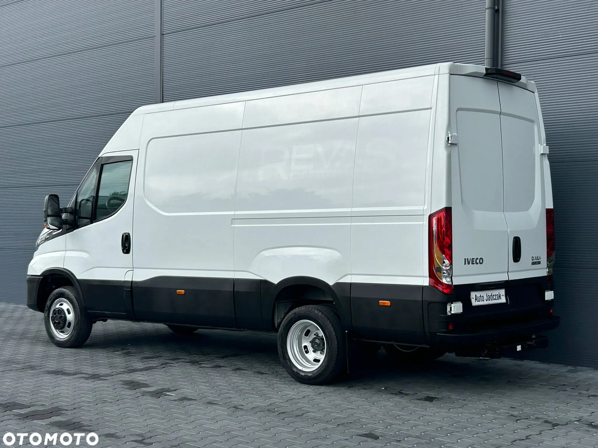 Iveco Daily 35C18 3.0 HPI Hi-Matic L3H2 Średniak **LEDY**Hak 3,5t**NA BLIŹNIAKACH**KLIMA**Sprowadzony**2020R** - 4