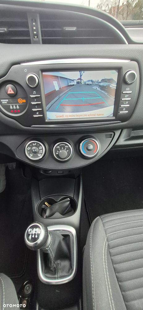 Toyota Yaris - 15