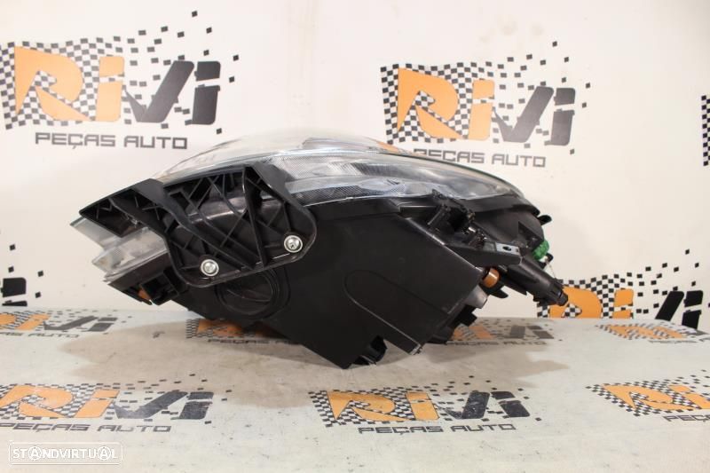 Ótica / Farol Esquerdo Alfa Romeo Giulietta 940 - 00505308910 - 3