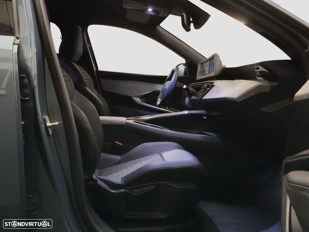 Peugeot 5008 Hybrid 145 e-DSC6 Allure - 35