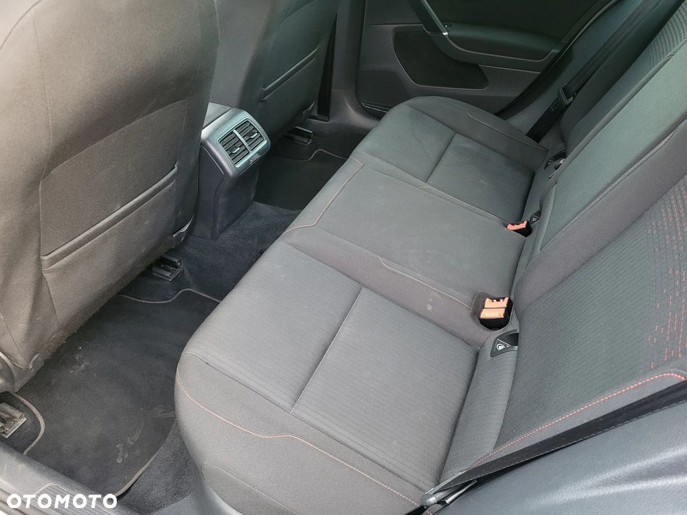 Volkswagen Golf 1.4 TSI DSG Sound - 16