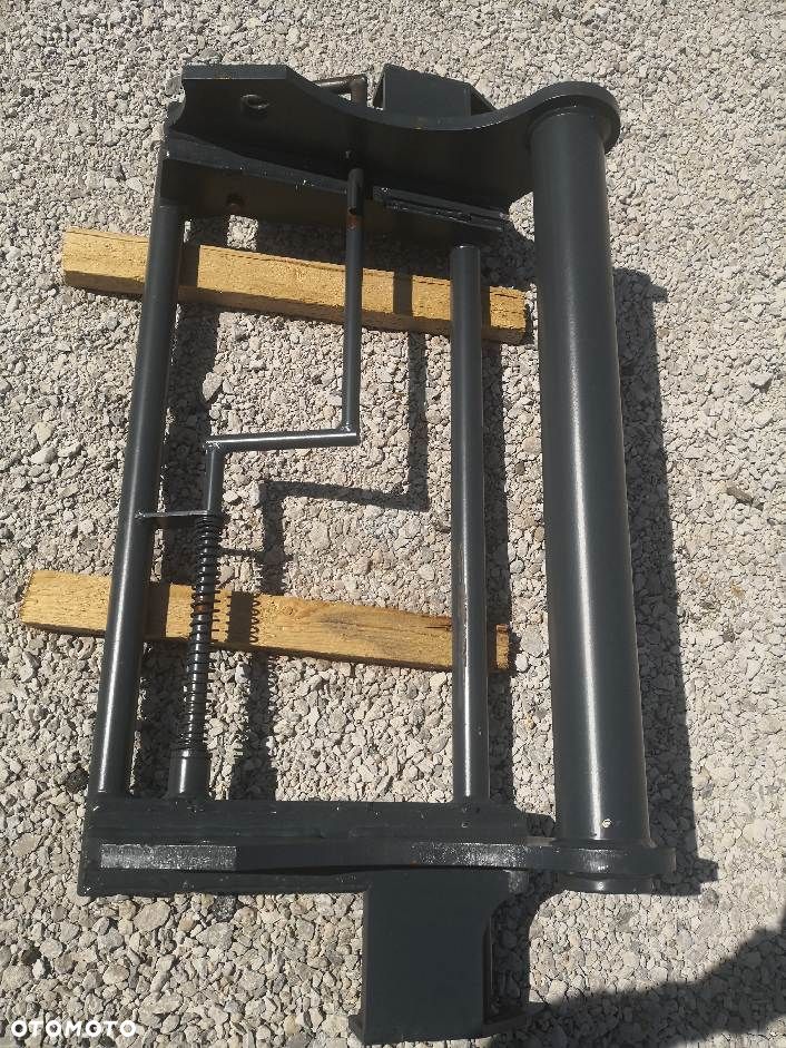 Krokodyl do obornika 240 cm mocowanie Faresin JLG Deutz Fahr - 10