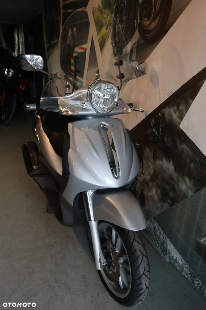 Piaggio Beverly - 15