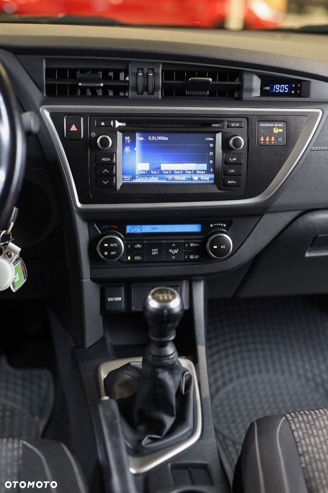 Toyota Auris - 27