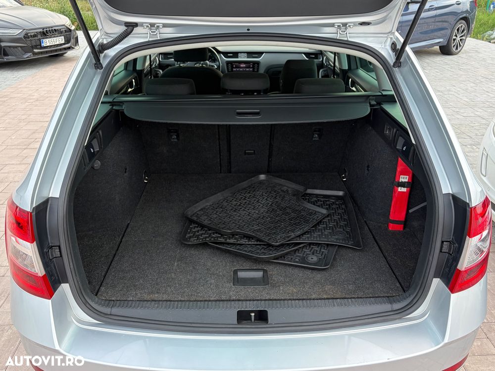 Skoda Octavia - 14
