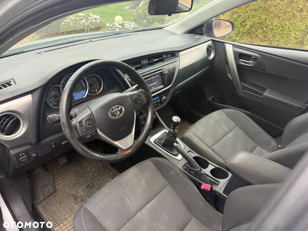 Toyota Auris 1.4 D-4D Luna - 8