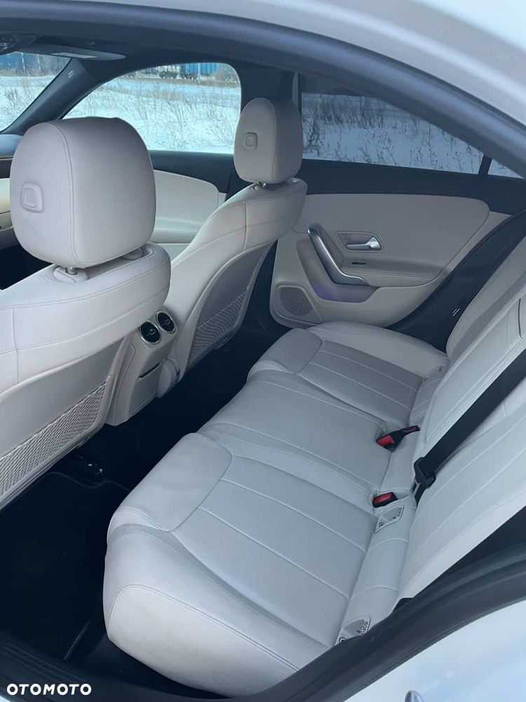 Mercedes-Benz Klasa A 220 4Matic 7G-DCT AMG Line - 8