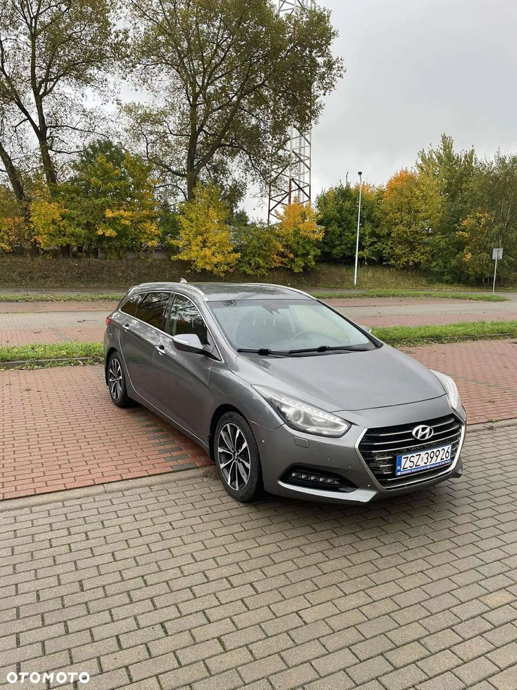 Hyundai i40 1.7 CRDi Premium DCT - 1