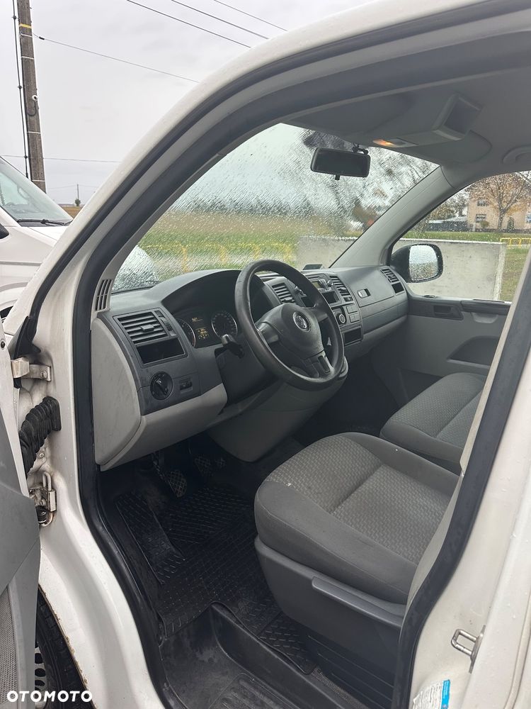 Volkswagen Transporter - 12
