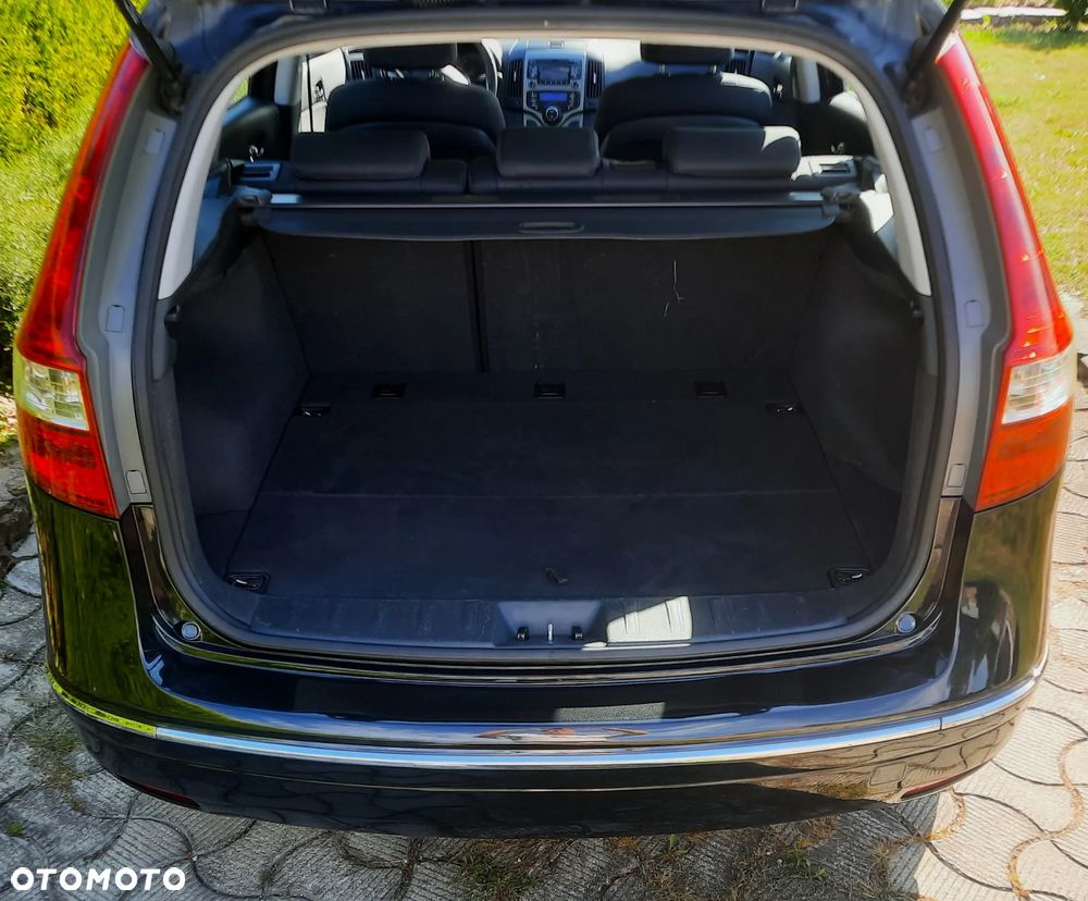 Hyundai i30 i30cw 1.6 Comfort - 12