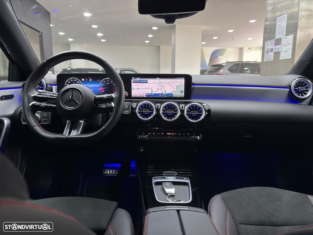Mercedes-Benz A 200 AMG Line Aut. - 34