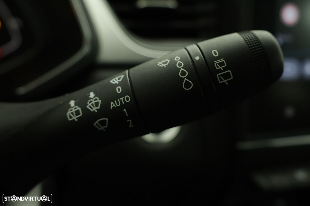Renault Captur 1.0 TCe Techno Bi-Fuel - 18