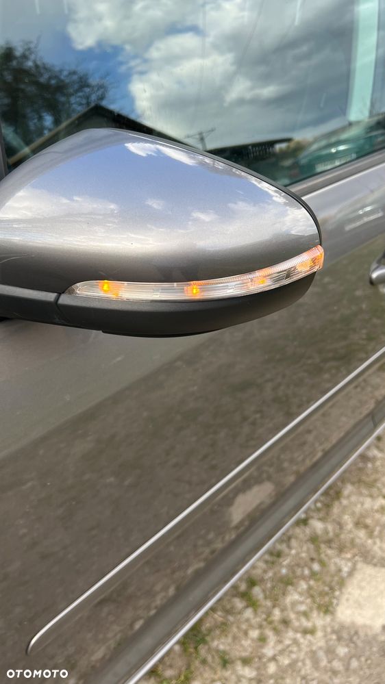 Volkswagen Touran 1.9 TDI Freestyle - 14