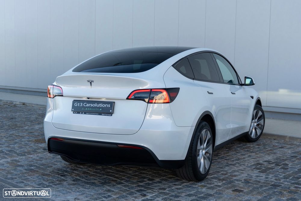 Tesla Model Y Standard - 9
