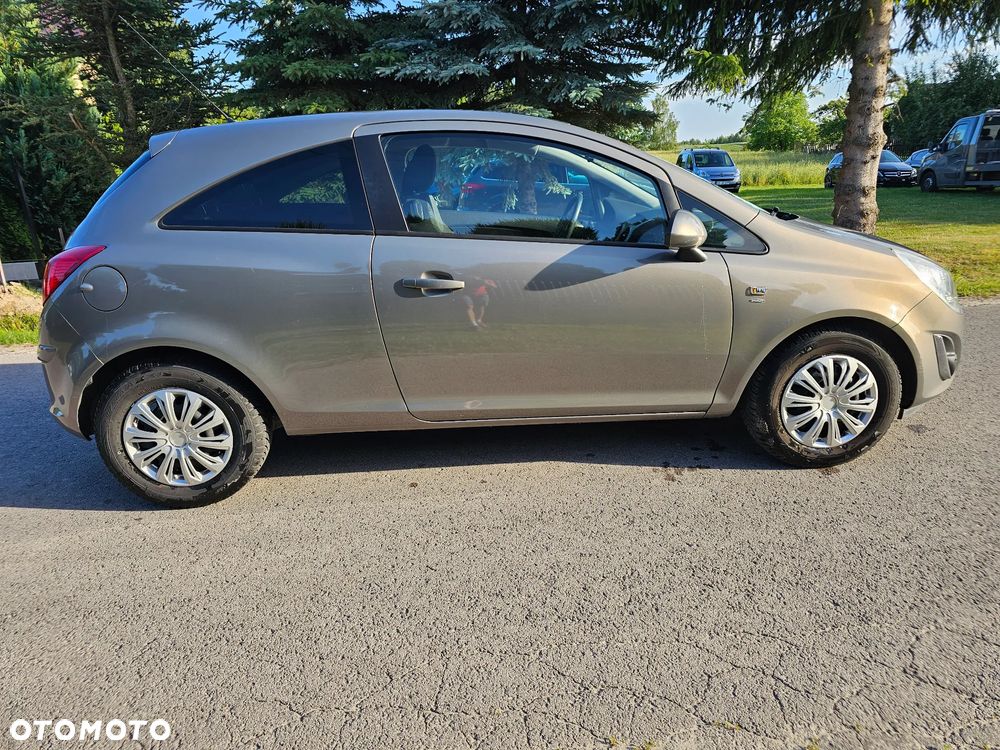 Opel Corsa - 22
