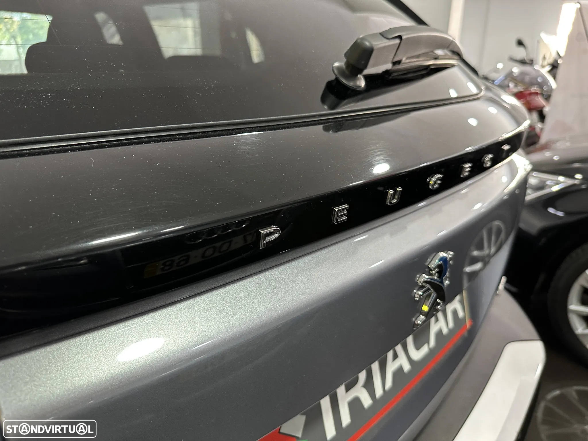 Peugeot e-2008 50 kWh GT Pack - 16