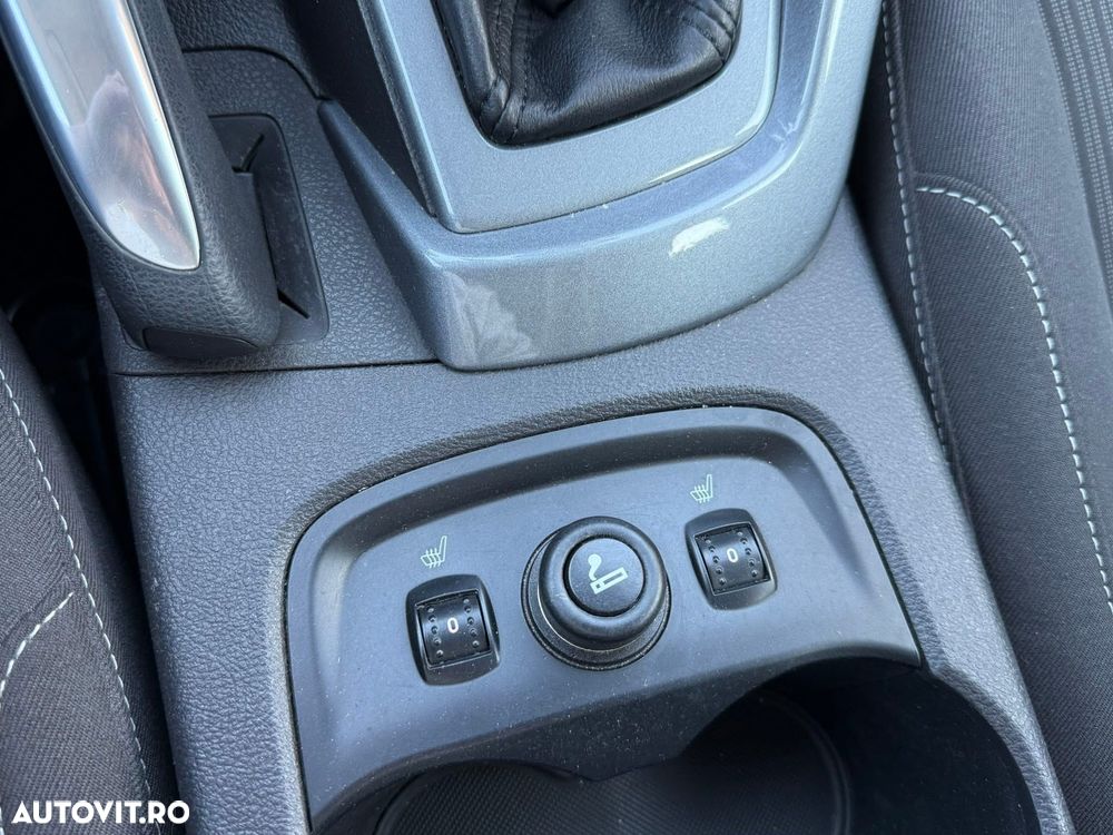 Ford Focus 1.6 EcoBoost Start-Stopp-System Titanium - 17