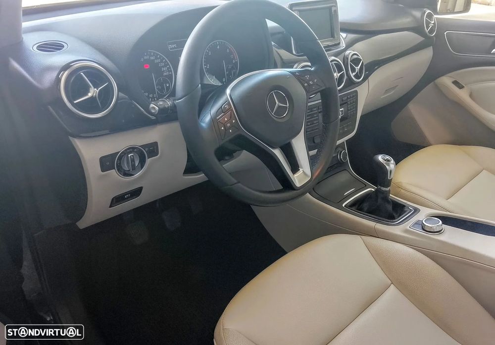 Mercedes-Benz B 180 CDI Urban - 6