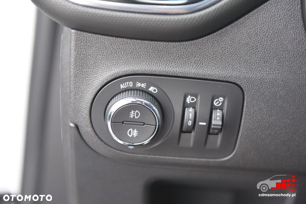 Opel Crossland X - 33