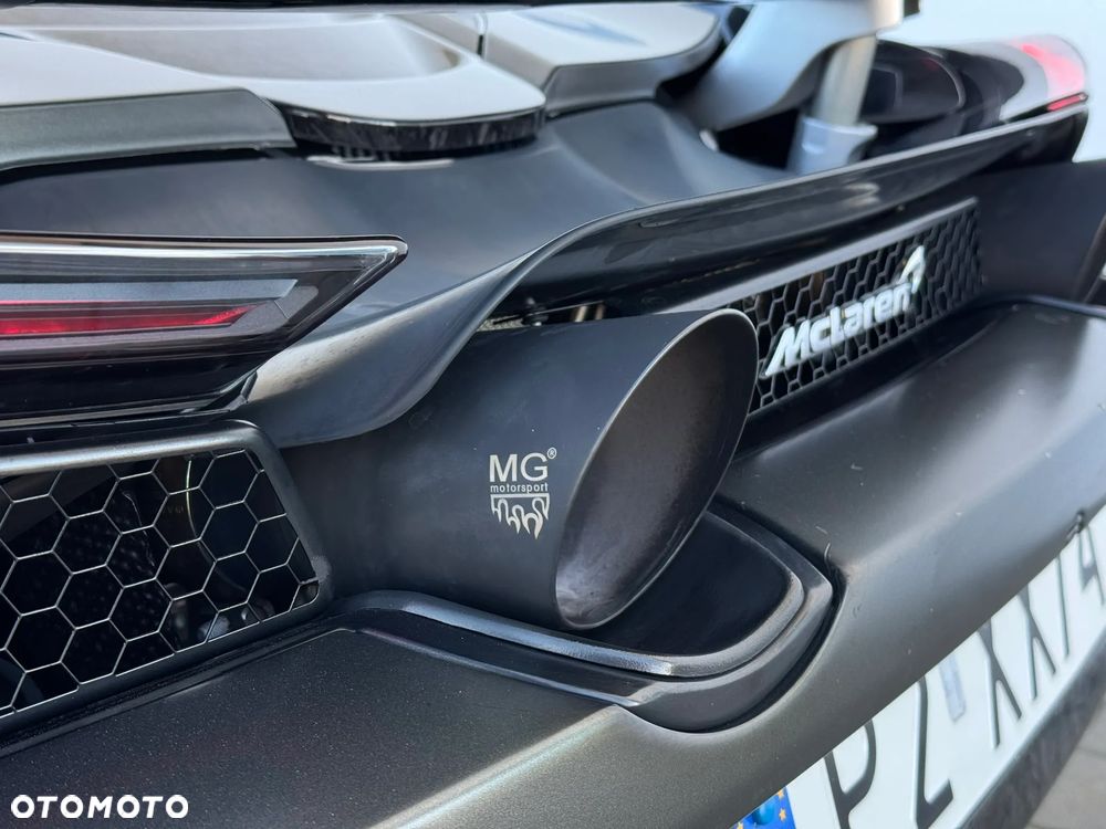 McLaren 720S Coupe - 21